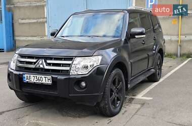 Внедорожник / Кроссовер Mitsubishi Pajero Wagon 2007 в 