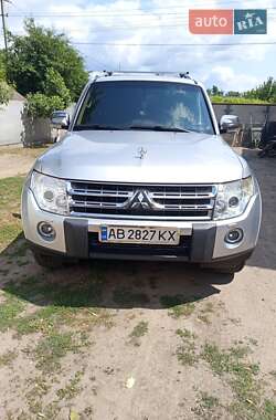 Внедорожник / Кроссовер Mitsubishi Pajero Wagon 2007 в 