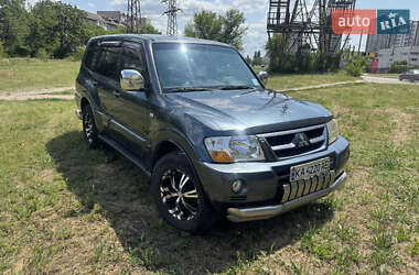 Внедорожник / Кроссовер Mitsubishi Pajero Wagon 2006 в Киеве