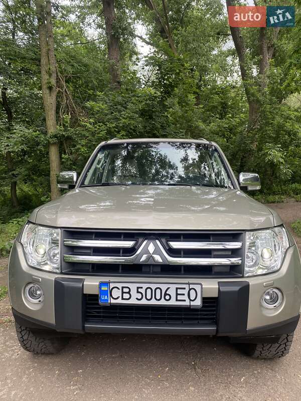 Внедорожник / Кроссовер Mitsubishi Pajero Wagon 2008 в Чернигове