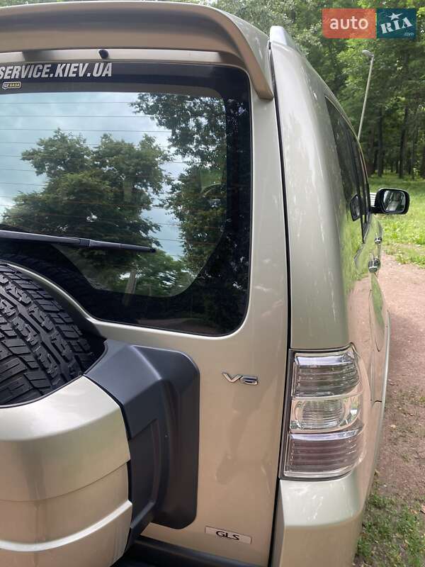 Внедорожник / Кроссовер Mitsubishi Pajero Wagon 2008 в Чернигове