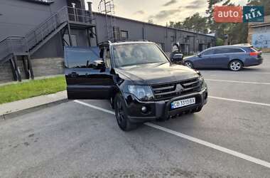 Внедорожник / Кроссовер Mitsubishi Pajero Wagon 2008 в 