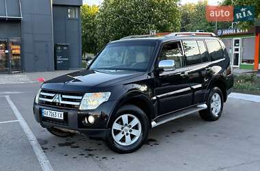 Внедорожник / Кроссовер Mitsubishi Pajero Wagon 2007 в 
