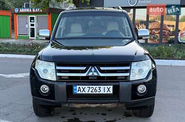 Внедорожник / Кроссовер Mitsubishi Pajero Wagon 2007 в 