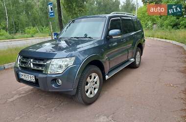 Позашляховик / Кросовер Mitsubishi Pajero Wagon 2010 в Чернігові