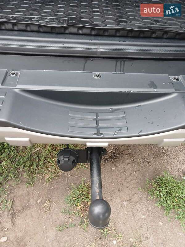 Внедорожник / Кроссовер Mitsubishi Pajero Wagon 2011 в Киеве