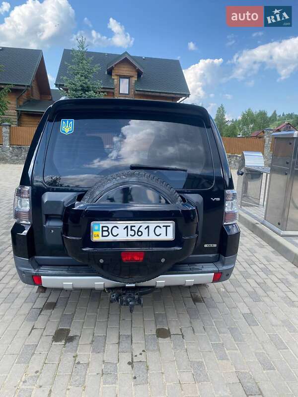 Внедорожник / Кроссовер Mitsubishi Pajero Wagon 2007 в Славском