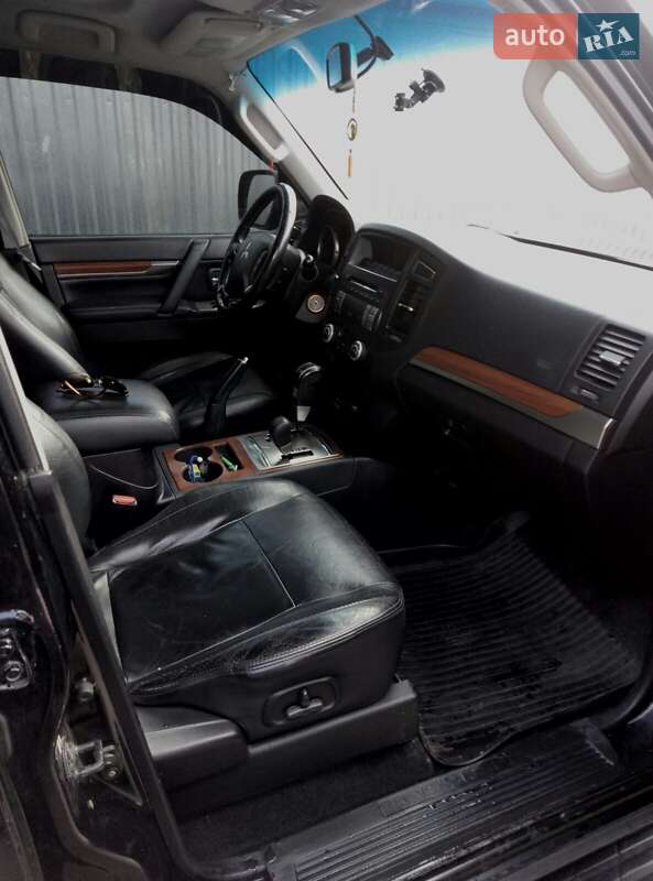 Внедорожник / Кроссовер Mitsubishi Pajero Wagon 2007 в Ужгороде