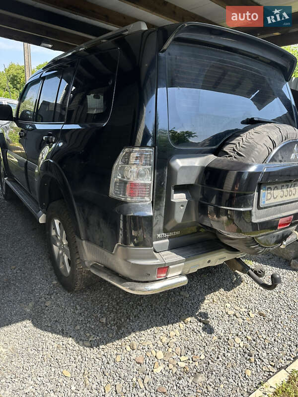 Позашляховик / Кросовер Mitsubishi Pajero Wagon 2007 в Львові фото 7 Позашляховик / Кросовер Mitsubishi Pajero Wagon 2007 в Львові