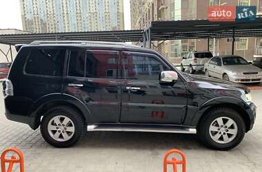 Внедорожник / Кроссовер Mitsubishi Pajero Wagon 2007 в 