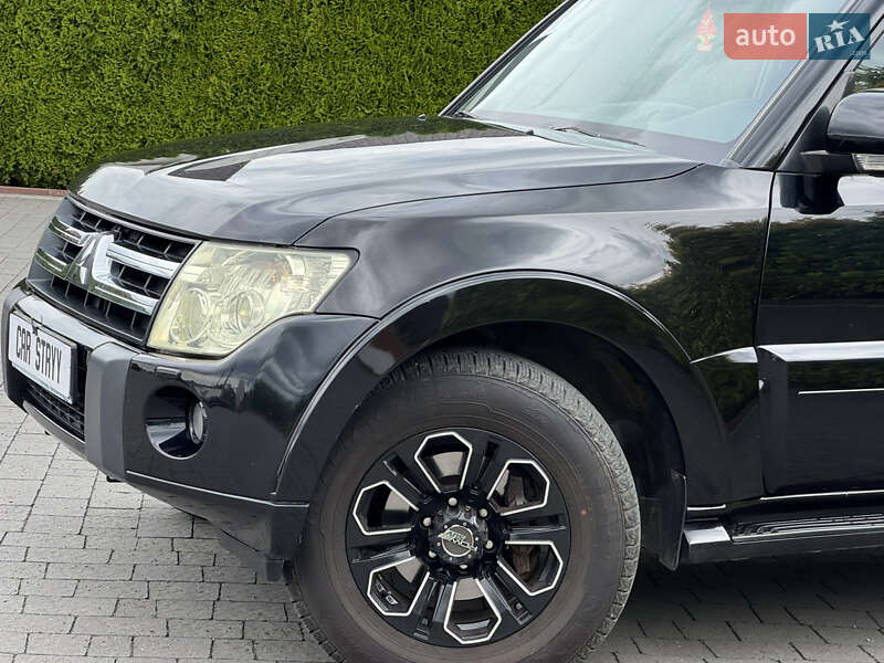 Внедорожник / Кроссовер Mitsubishi Pajero Wagon 2008 в Стрые