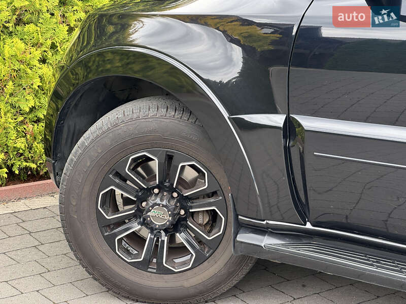 Внедорожник / Кроссовер Mitsubishi Pajero Wagon 2008 в Стрые