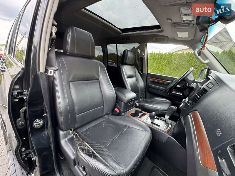 Внедорожник / Кроссовер Mitsubishi Pajero Wagon 2008 в Стрые