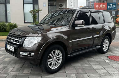 Внедорожник / Кроссовер Mitsubishi Pajero Wagon 2019 в Киеве