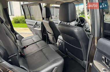 Внедорожник / Кроссовер Mitsubishi Pajero Wagon 2019 в 