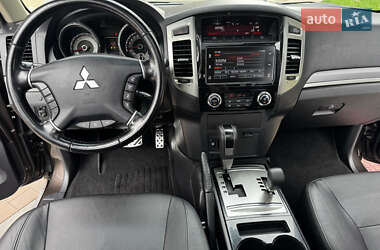 Внедорожник / Кроссовер Mitsubishi Pajero Wagon 2019 в 