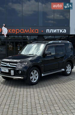 Внедорожник / Кроссовер Mitsubishi Pajero Wagon 2008 в 
