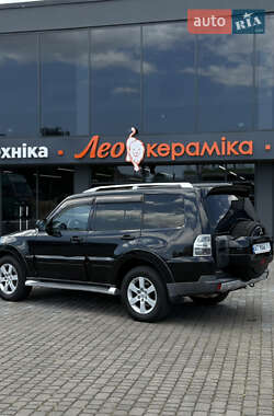 Внедорожник / Кроссовер Mitsubishi Pajero Wagon 2008 в 