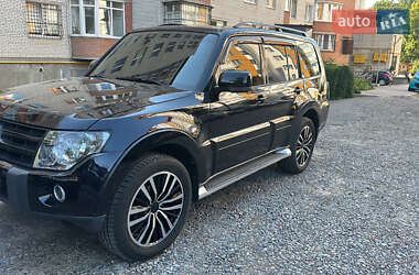 Внедорожник / Кроссовер Mitsubishi Pajero Wagon 2008 в Львове