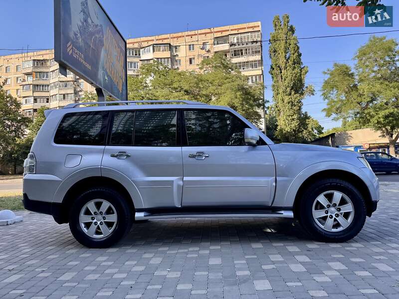Внедорожник / Кроссовер Mitsubishi Pajero Wagon 2007 в Одессе