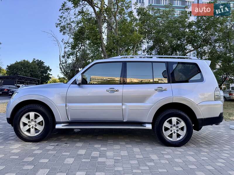 Внедорожник / Кроссовер Mitsubishi Pajero Wagon 2007 в Одессе