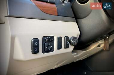Внедорожник / Кроссовер Mitsubishi Pajero Wagon 2007 в 
