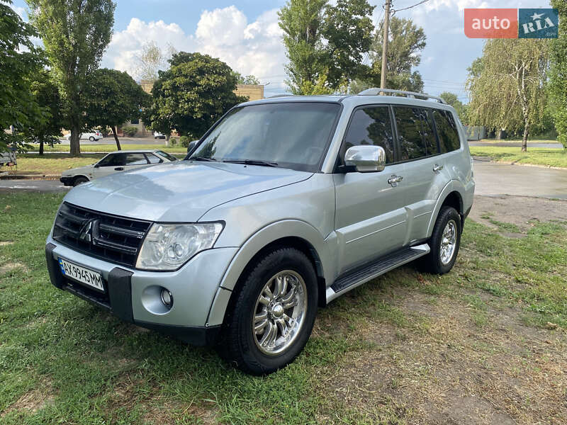 Mitsubishi Pajero Wagon 2007