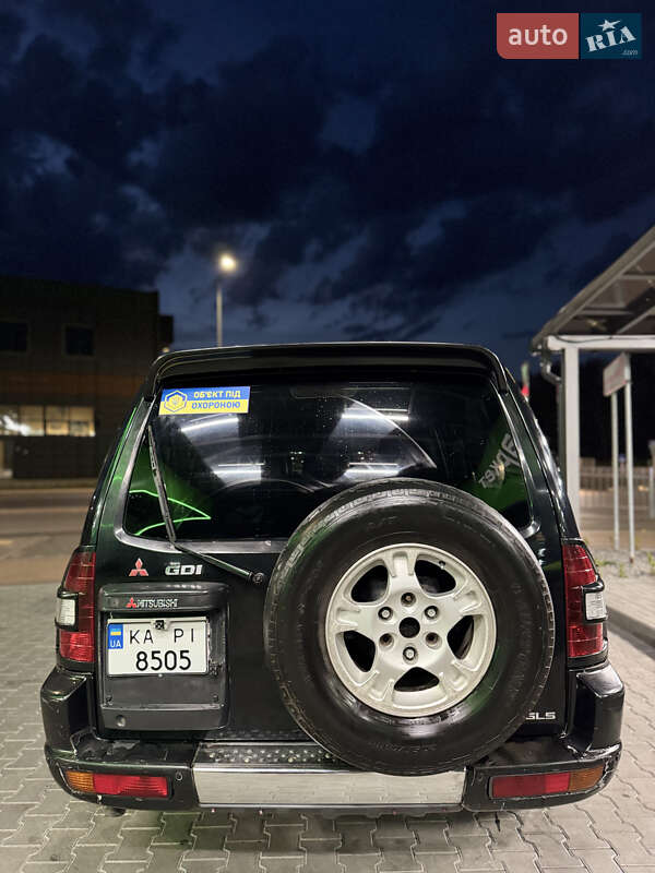 Внедорожник / Кроссовер Mitsubishi Pajero Wagon 2002 в Буче
