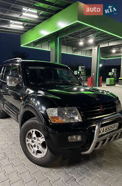 Внедорожник / Кроссовер Mitsubishi Pajero Wagon 2002 в 
