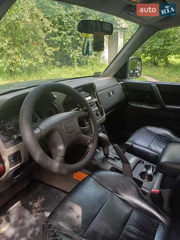 Внедорожник / Кроссовер Mitsubishi Pajero Wagon 2001 в Сумах