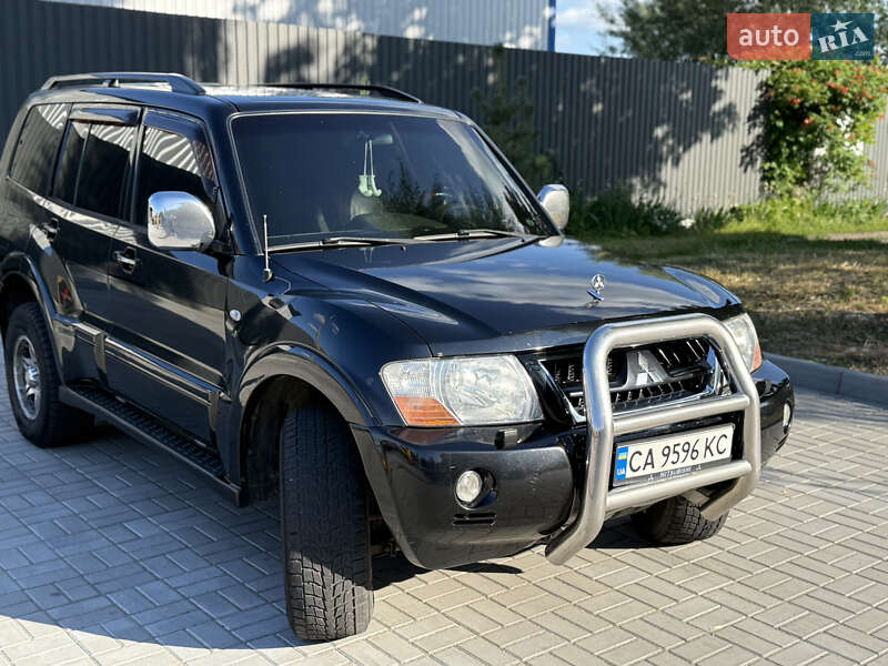 Внедорожник / Кроссовер Mitsubishi Pajero Wagon 2006 в Черкассах