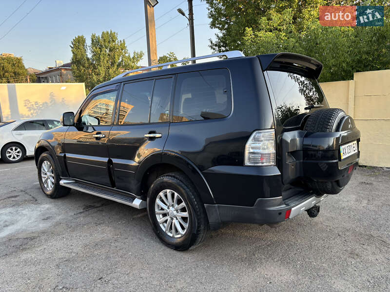 Внедорожник / Кроссовер Mitsubishi Pajero Wagon 2007 в Харькове