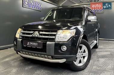 Внедорожник / Кроссовер Mitsubishi Pajero Wagon 2009 в Киеве