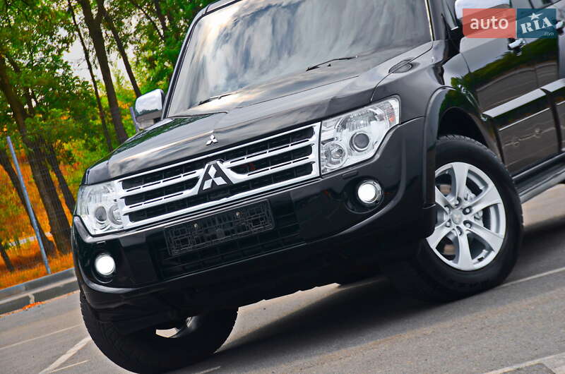 Mitsubishi Pajero Wagon 2014