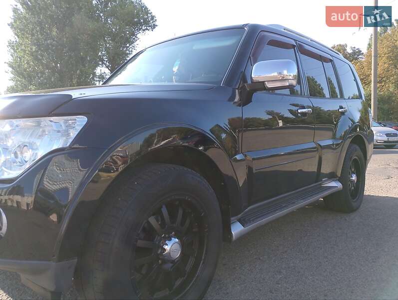 Внедорожник / Кроссовер Mitsubishi Pajero Wagon 2008 в Одессе
