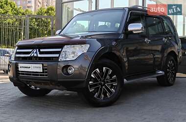 Позашляховик / Кросовер Mitsubishi Pajero Wagon 2011 в Одесі