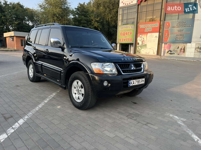 Mitsubishi Pajero Wagon 2006