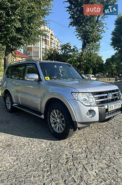 Внедорожник / Кроссовер Mitsubishi Pajero Wagon 2008 в Хмельницком