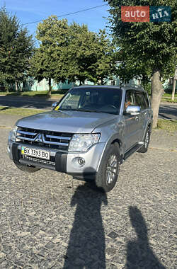 Внедорожник / Кроссовер Mitsubishi Pajero Wagon 2008 в 