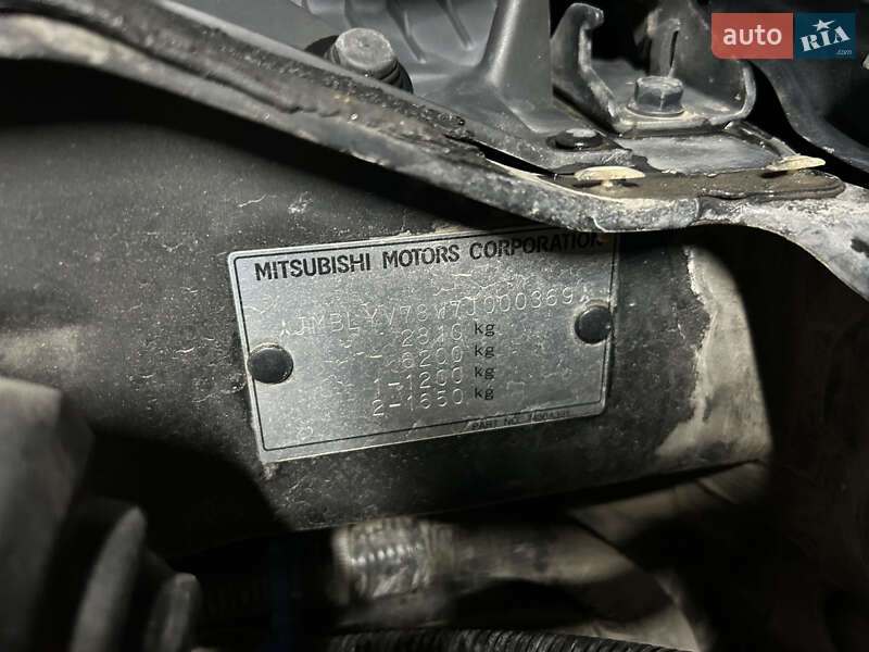 Внедорожник / Кроссовер Mitsubishi Pajero Wagon 2006 в Киеве фото 20 Внедорожник / Кроссовер Mitsubishi Pajero Wagon 2006 в Киеве