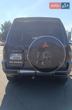 Внедорожник / Кроссовер Mitsubishi Pajero Wagon 2001 в 