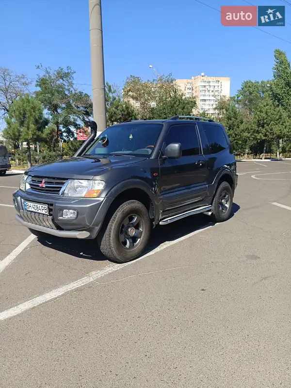 Mitsubishi Pajero Wagon 2001