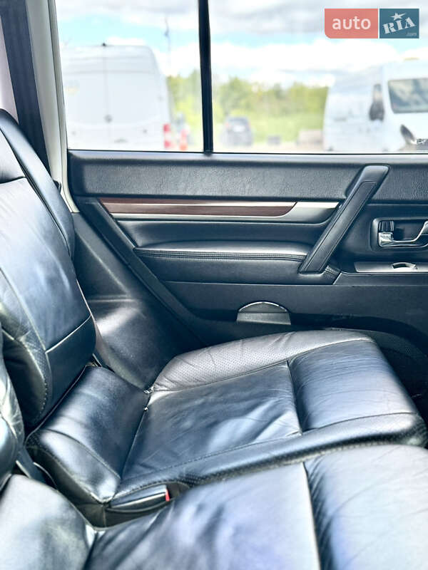 Позашляховик / Кросовер Mitsubishi Pajero Wagon 2008 в Кам'янець-Подільському