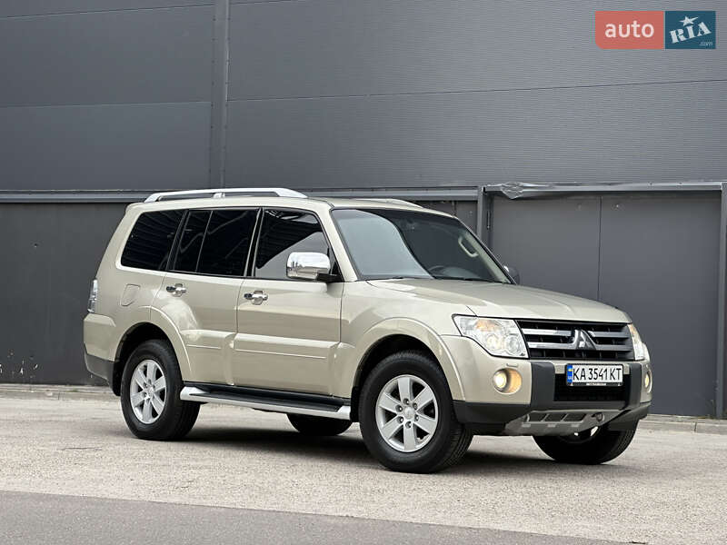 Mitsubishi Pajero Wagon 2008