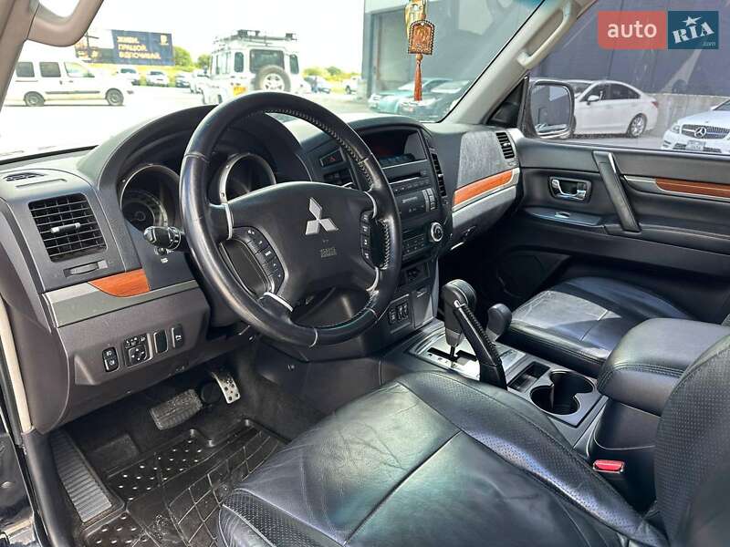 Внедорожник / Кроссовер Mitsubishi Pajero Wagon 2007 в Львове