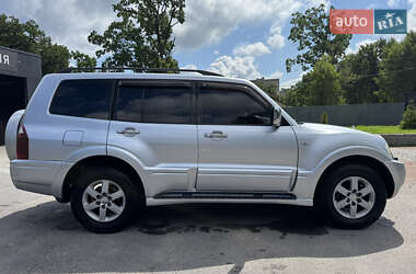 Внедорожник / Кроссовер Mitsubishi Pajero Wagon 2005 в 