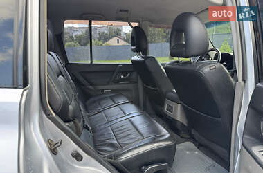 Внедорожник / Кроссовер Mitsubishi Pajero Wagon 2005 в 