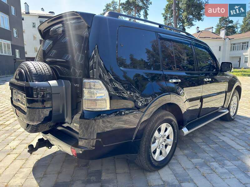 Внедорожник / Кроссовер Mitsubishi Pajero Wagon 2012 в Ахтырке