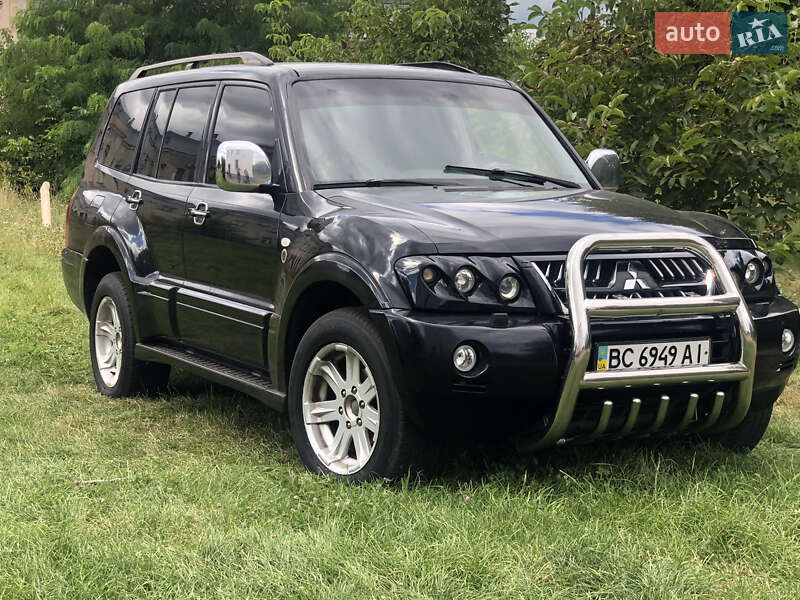 Mitsubishi Pajero Wagon 2005