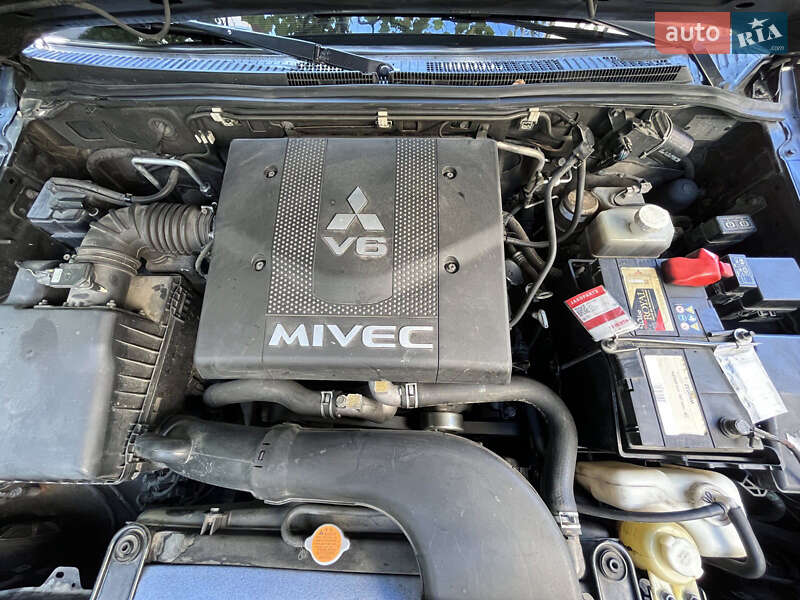 Внедорожник / Кроссовер Mitsubishi Pajero Wagon 2007 в Виноградове